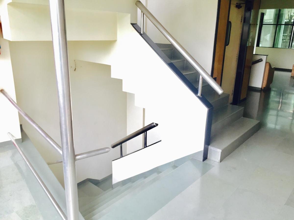 Hotel New Uttam Hira Palace Nashik Bagian luar foto